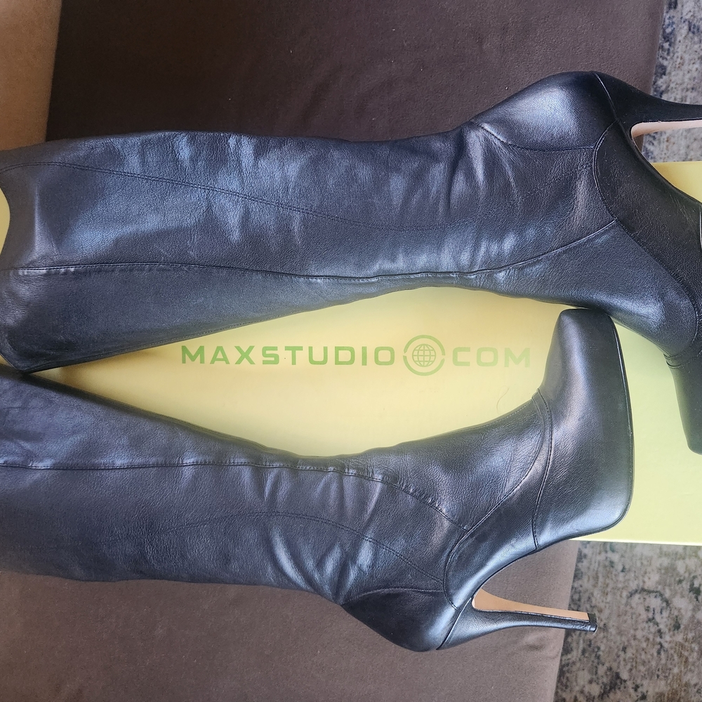 Max Studio Women's Black Leather Boots